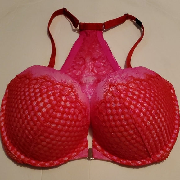 New Victoria Secret pink laced Bra 36DDD